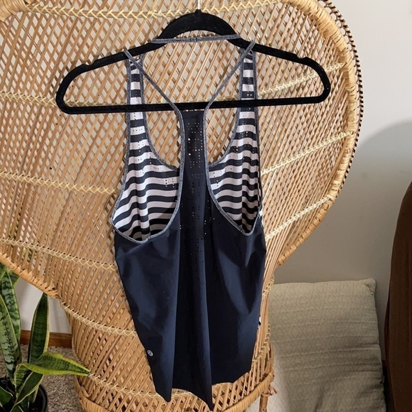 Lululemon Athletica Water Bound Singlet Tank Top - Picture 3 of 7